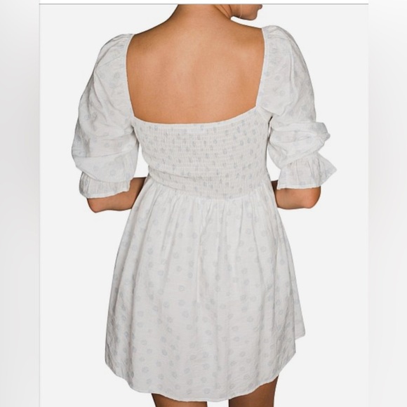Girl And The Sun Lucia White Blue Flowered Smocked Mini Dress New With Tags - Picture 15 of 16